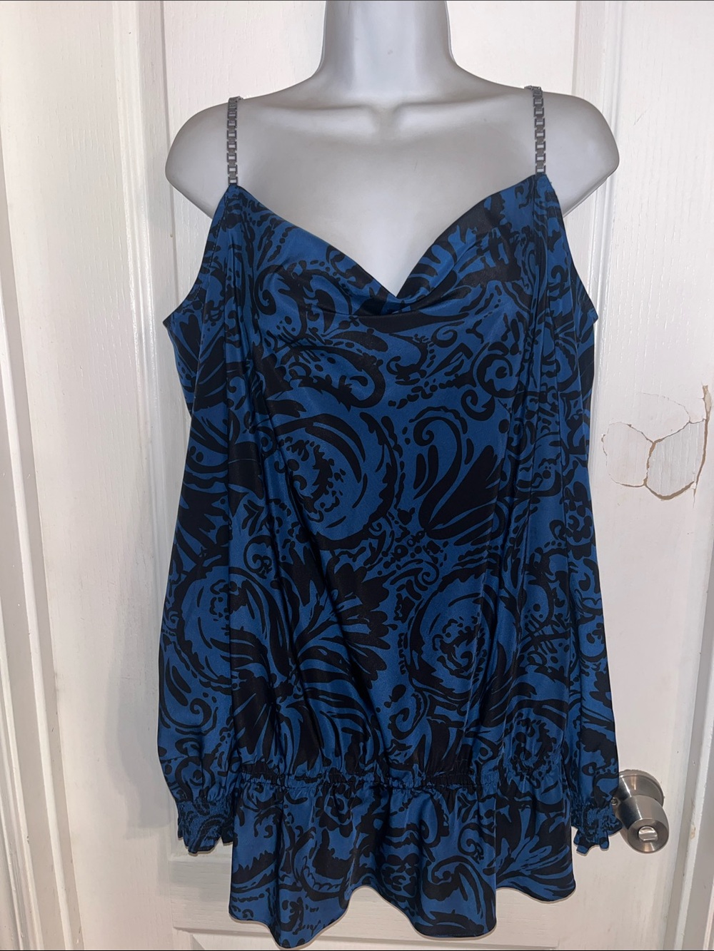 Lane Bryant cold-shoulder chain-strap blouse, size 1X